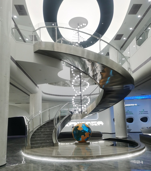 建筑裝飾用不銹鋼管---旋轉樓梯