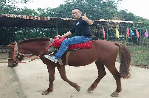 公司戶外活動(dòng)