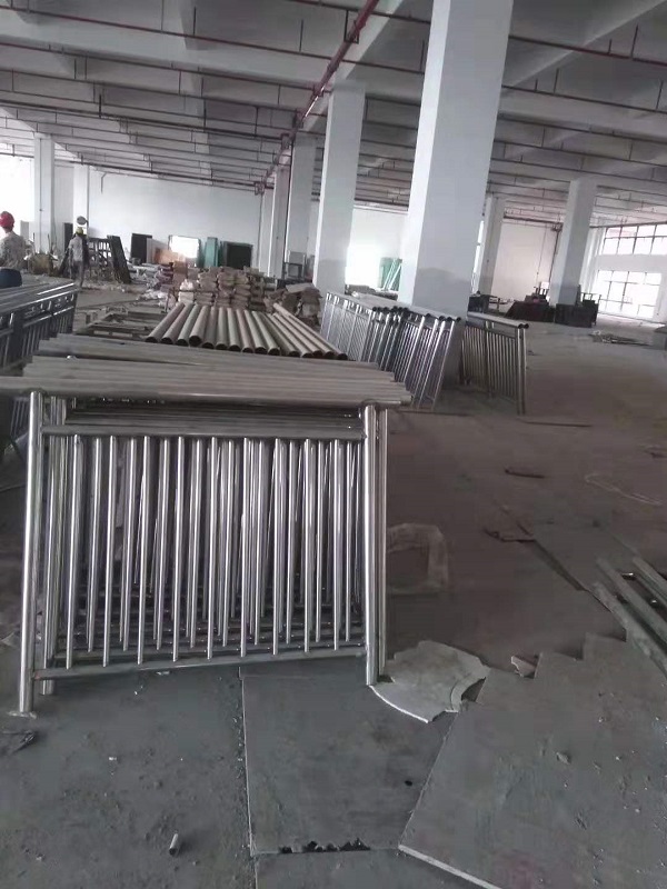 廣東不銹鋼裝飾管廠家 廣東不銹鋼裝飾管廠家