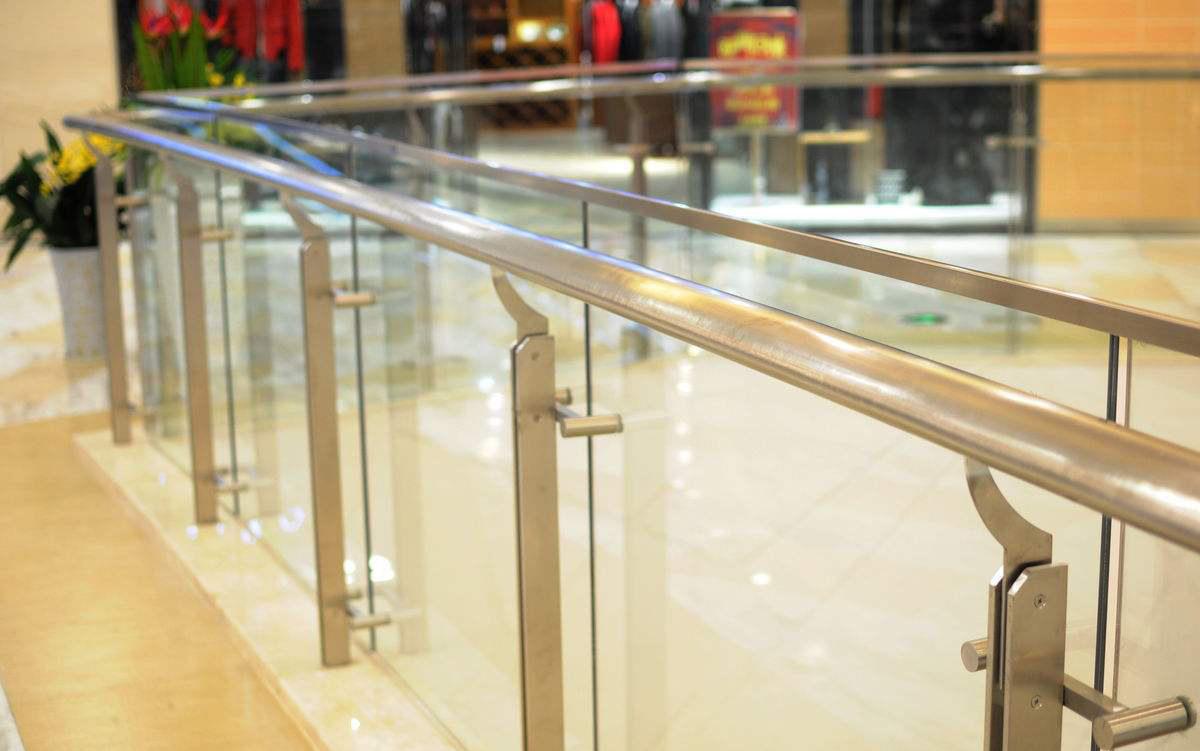 商場不銹鋼護(hù)欄 商場不銹鋼護(hù)欄