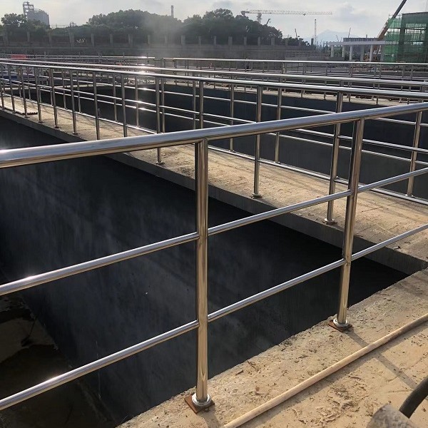 不銹鋼護(hù)欄 不銹鋼護(hù)欄