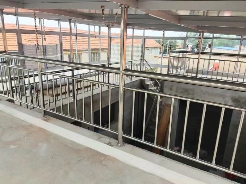 不銹鋼欄桿 不銹鋼欄桿