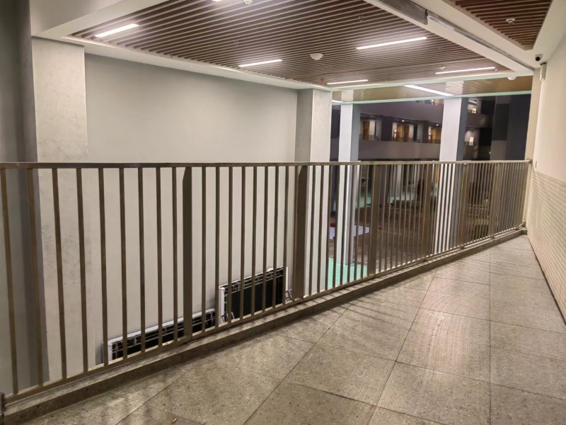 不銹鋼方管護(hù)欄 不銹鋼方管護(hù)欄