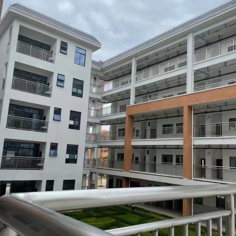 學(xué)校護(hù)欄用304不銹鋼管 學(xué)校護(hù)欄用304不銹鋼管