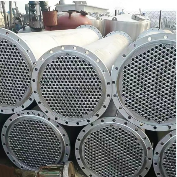 冷凝設(shè)備用304不銹鋼管 冷凝設(shè)備用304不銹鋼管