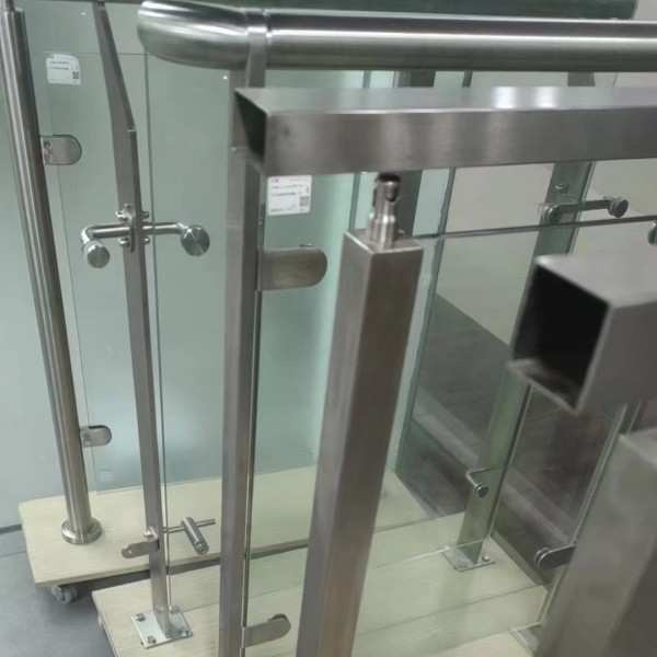 不銹鋼玻璃立柱 不銹鋼玻璃立柱